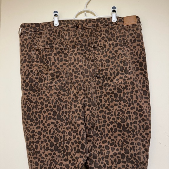 Women’s American Eagle Cheetah Print High Waist Regular Straight Jeans Size 22 - Picture 9 of 16